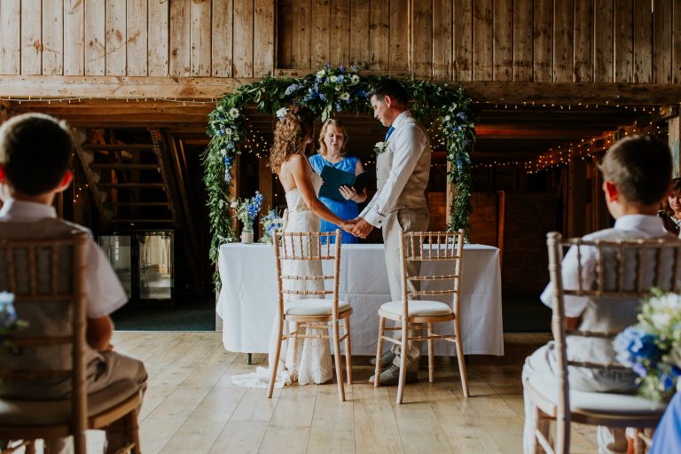 Wedding Photographer Berkshire Wokingham Stokes Barn Farm